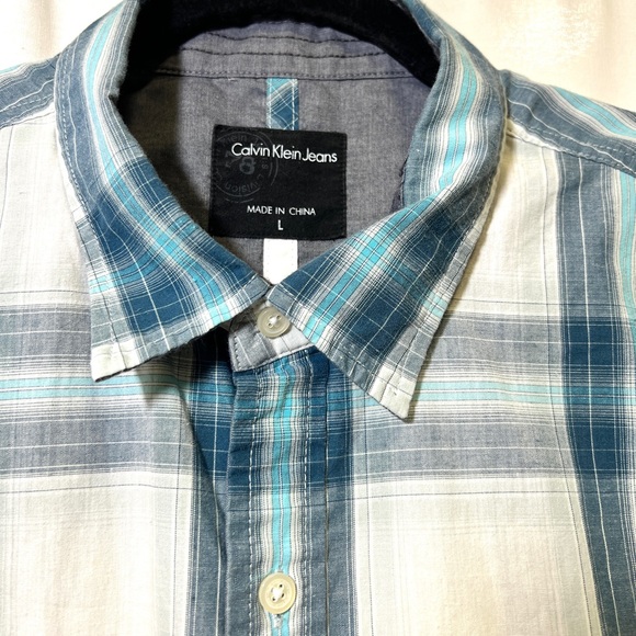 Men’s Calvin Klein Large Button Down Checkered Shirt in Blue - Picture 3 of 13